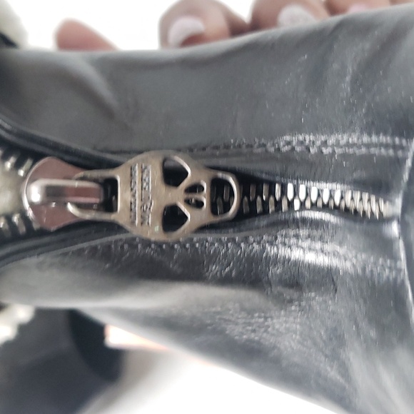 ALEXANDER MCQUEEN Faithful Shearling Ankle Boots...size 38... Black - Picture 5 of 8